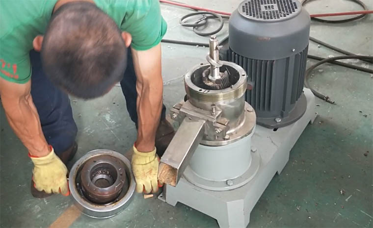 Entretien de la machine à broyer le beurre de cacahuètes